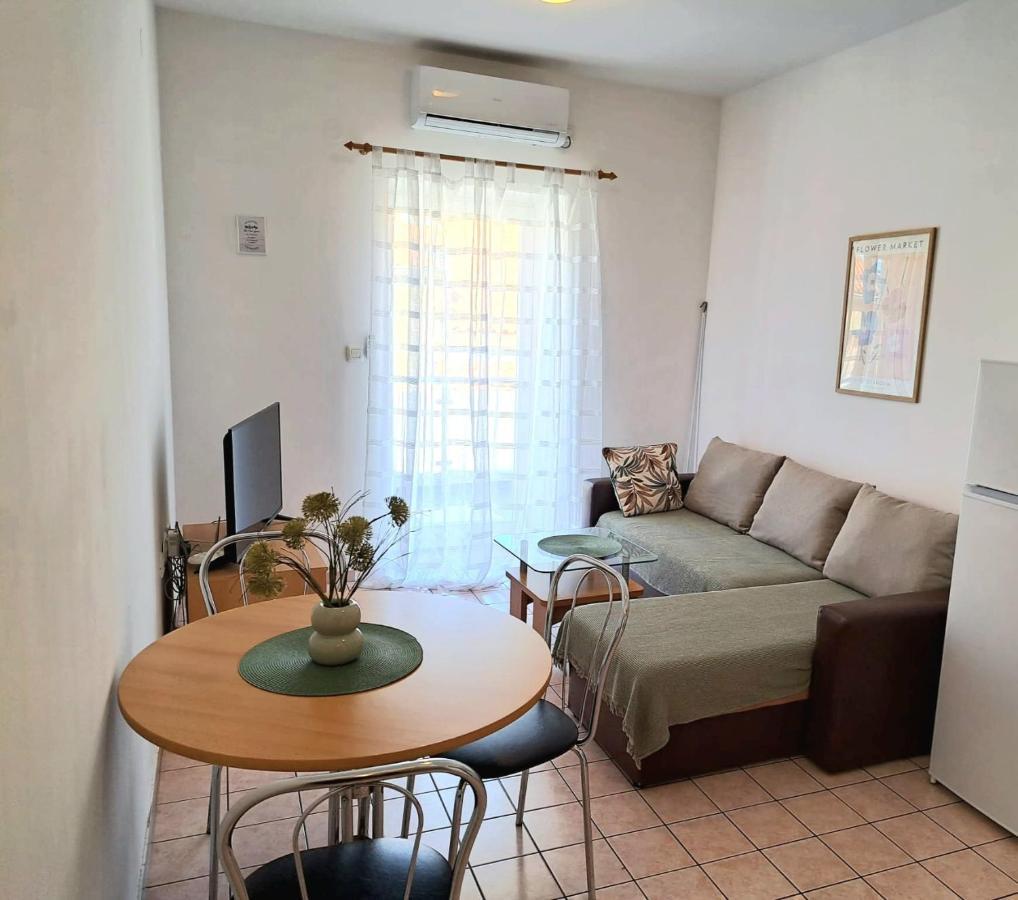 Apartments Bellus Mare Mali Losinj Exterior photo