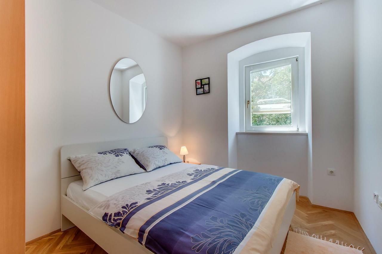 Apartments Bellus Mare Mali Losinj Exterior photo