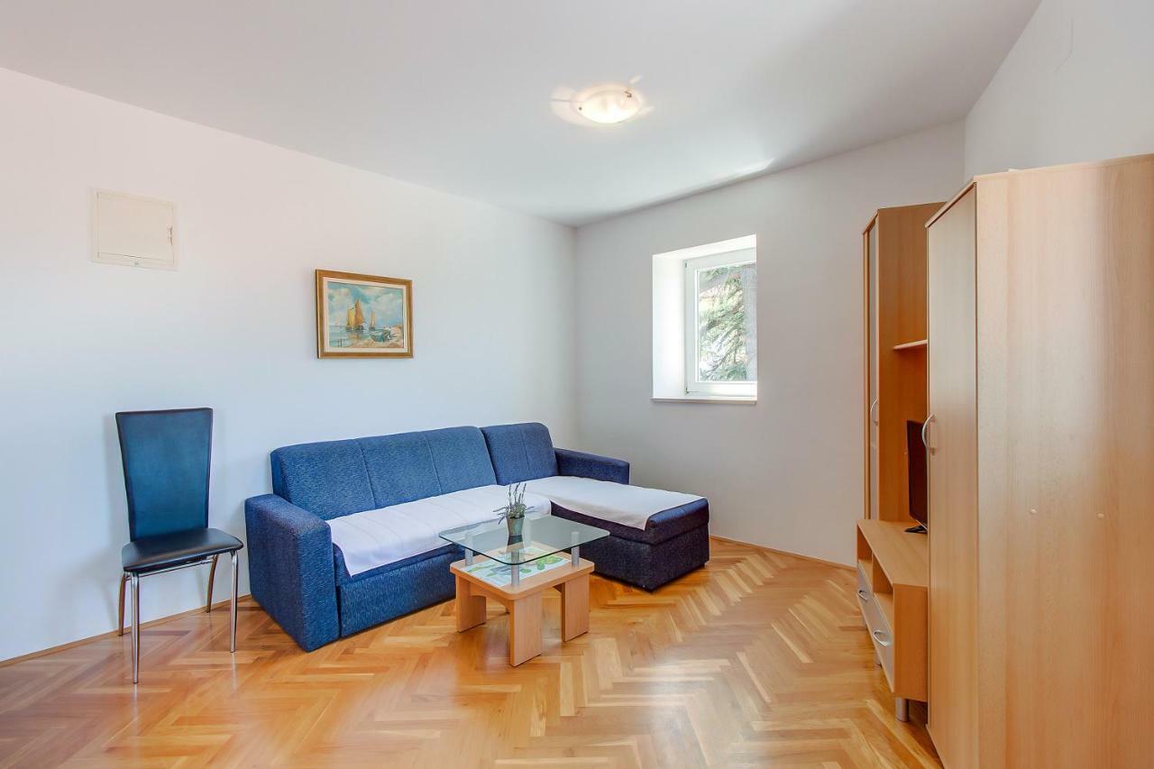 Apartments Bellus Mare Mali Losinj Exterior photo