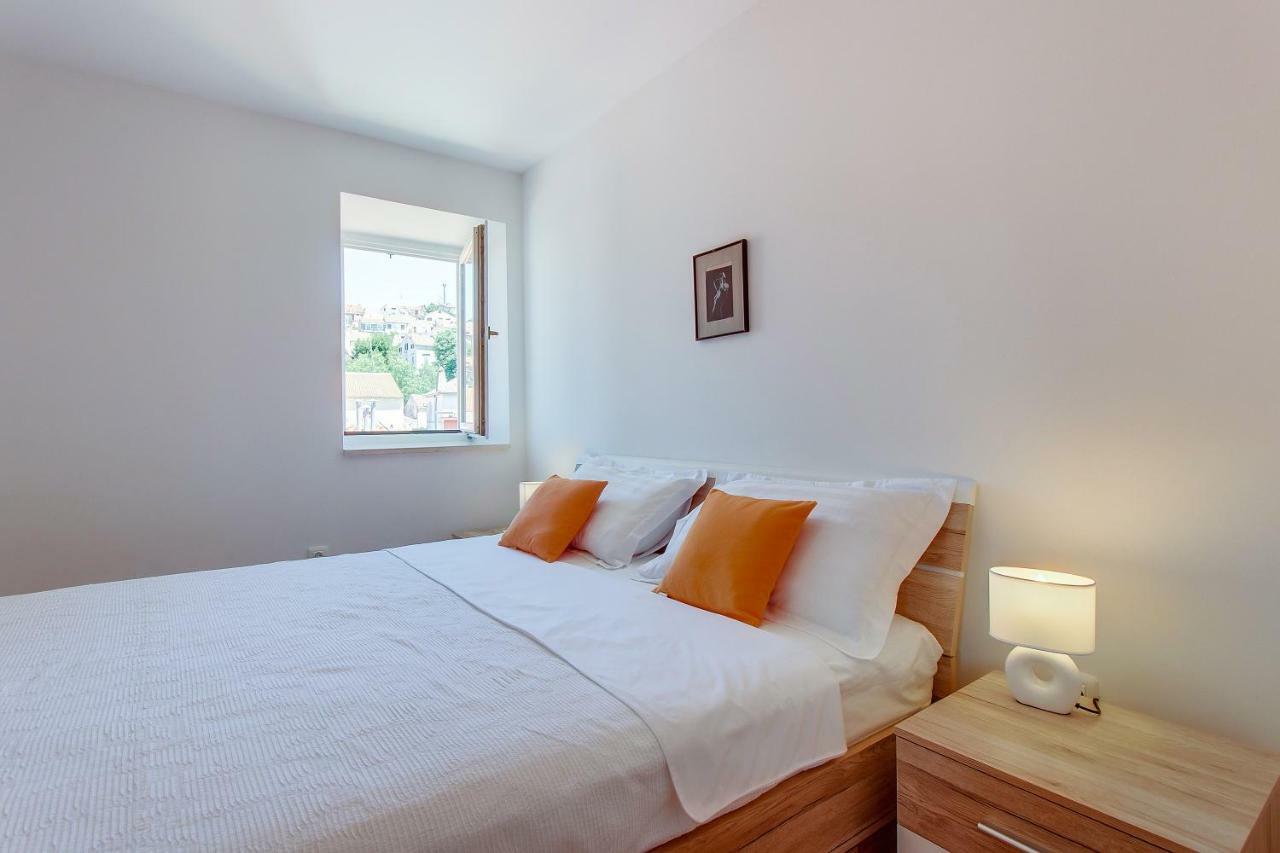 Apartments Bellus Mare Mali Losinj Exterior photo
