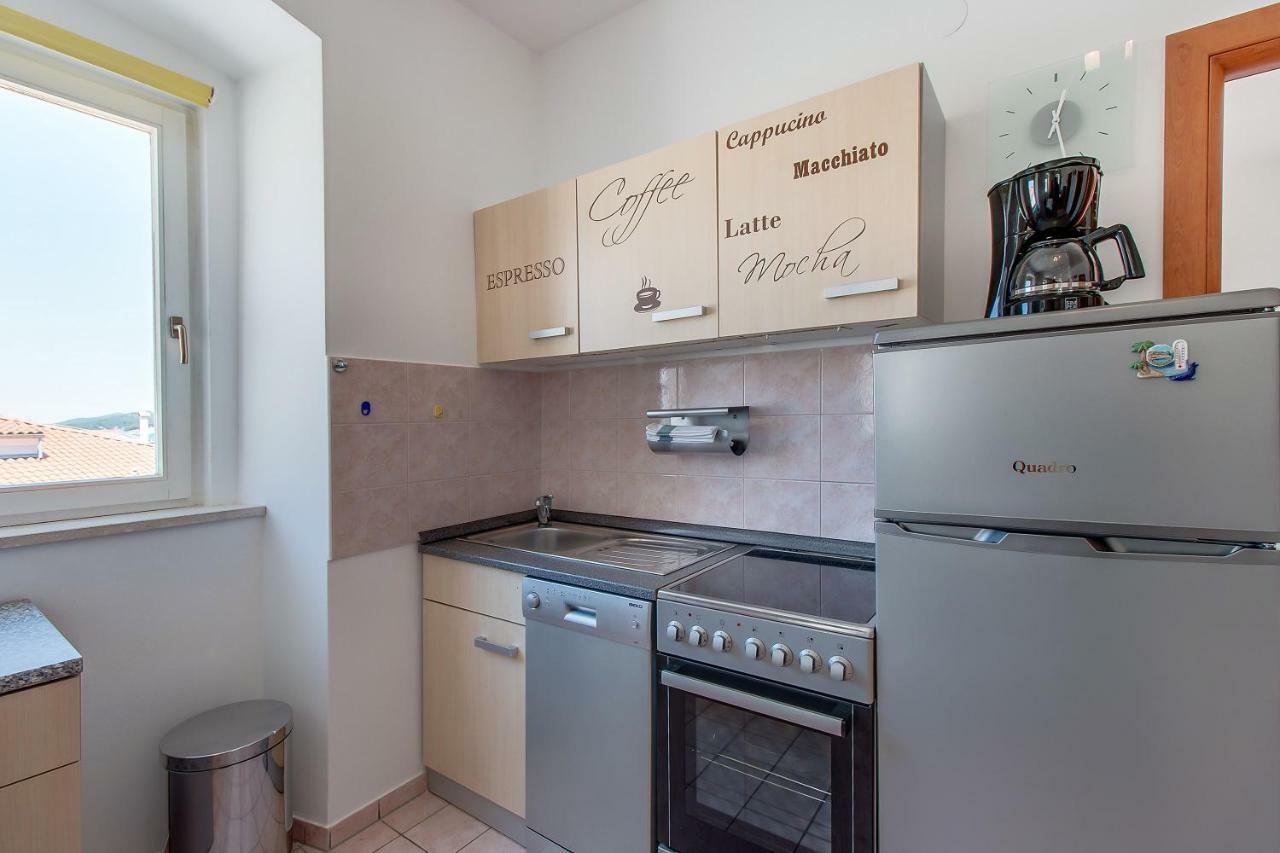 Apartments Bellus Mare Mali Losinj Exterior photo