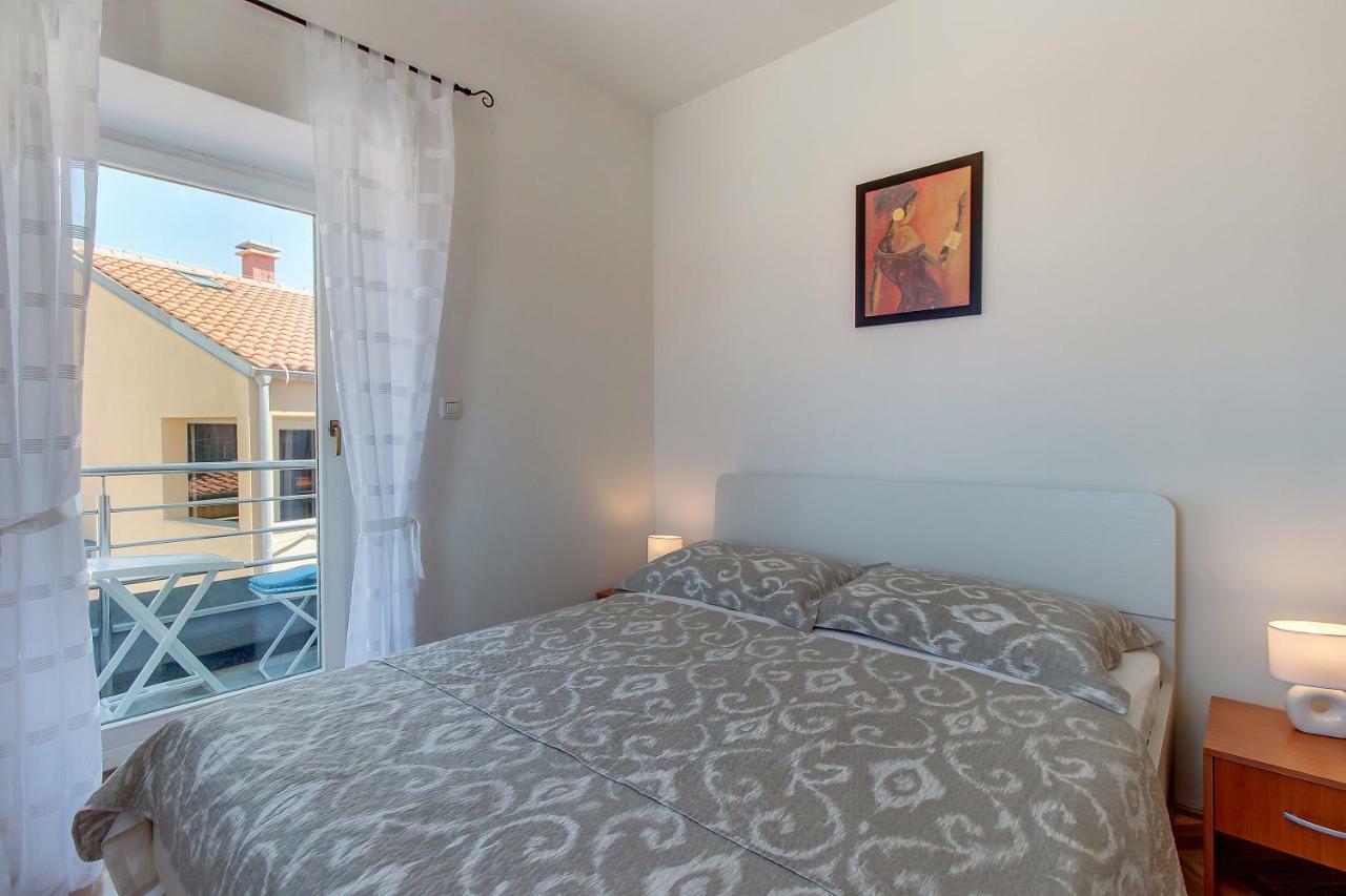 Apartments Bellus Mare Mali Losinj Exterior photo