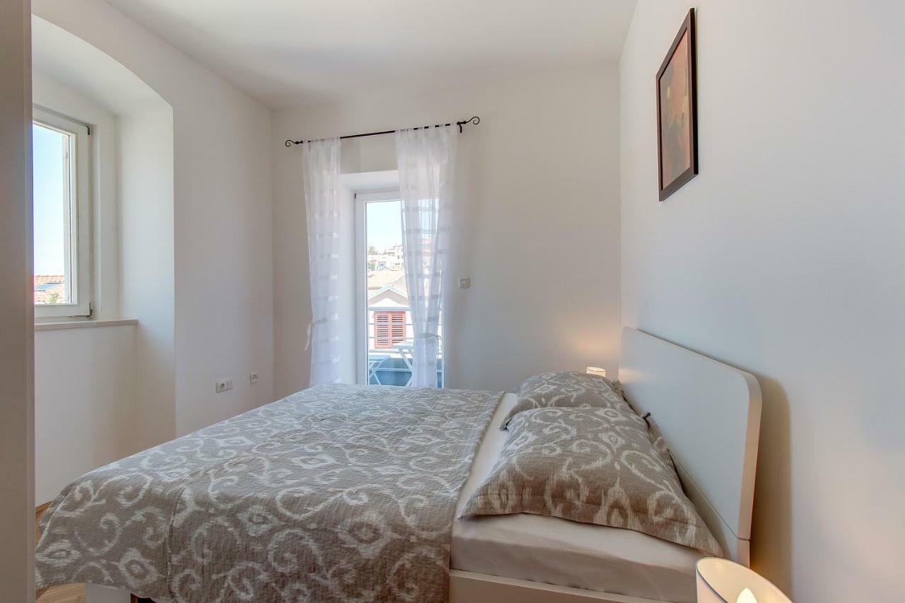 Apartments Bellus Mare Mali Losinj Exterior photo
